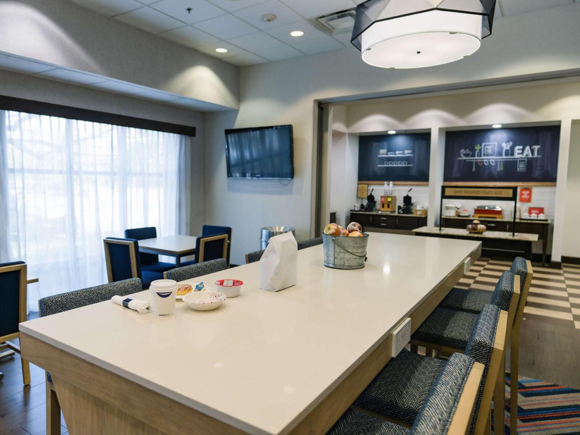 Hampton Inn Greenville Exterior photo